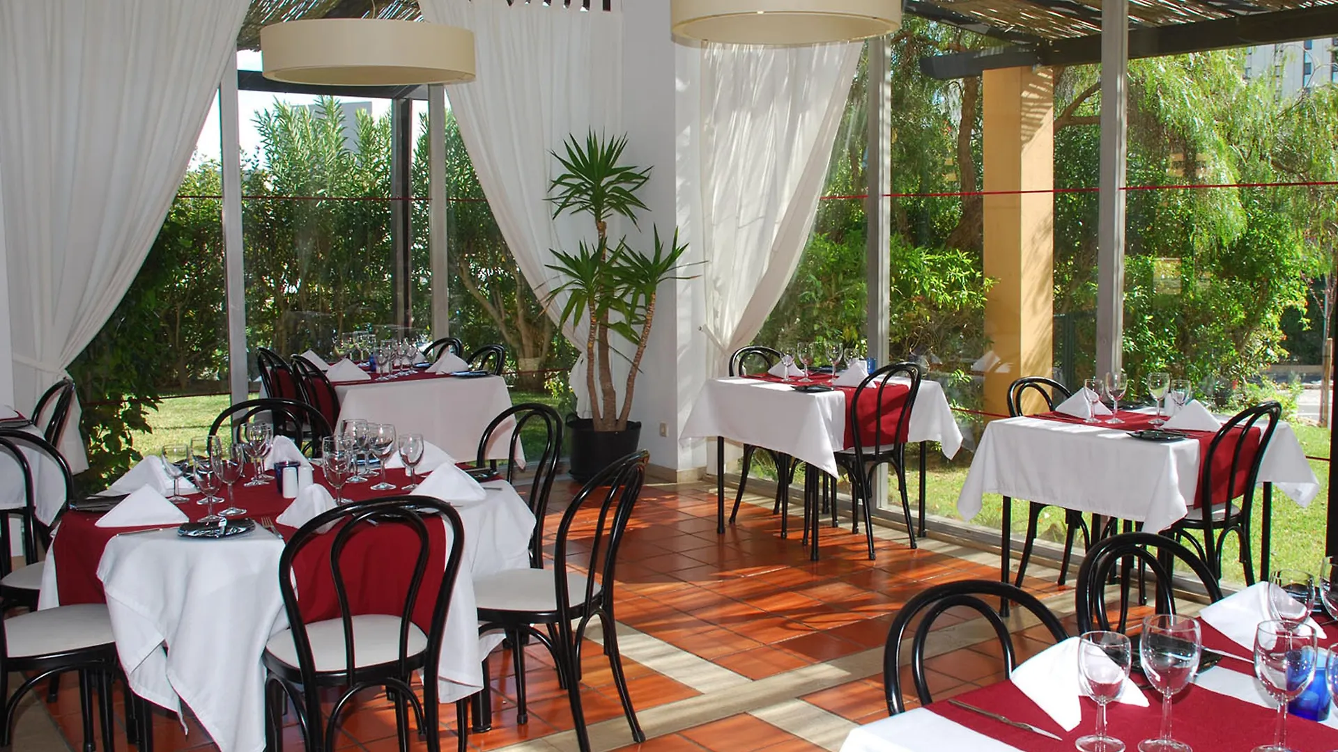 Dom Pedro Portobelo Aparthotel Vilamoura